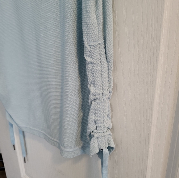 Calvin Klein Performance Tank - Picture 4 of 4